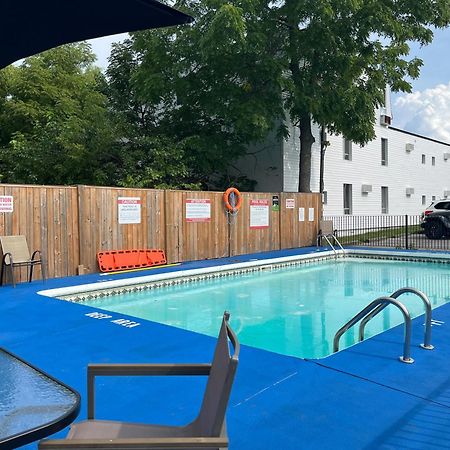 Motel 6 Niagara Falls, On Near The Falls エクステリア 写真