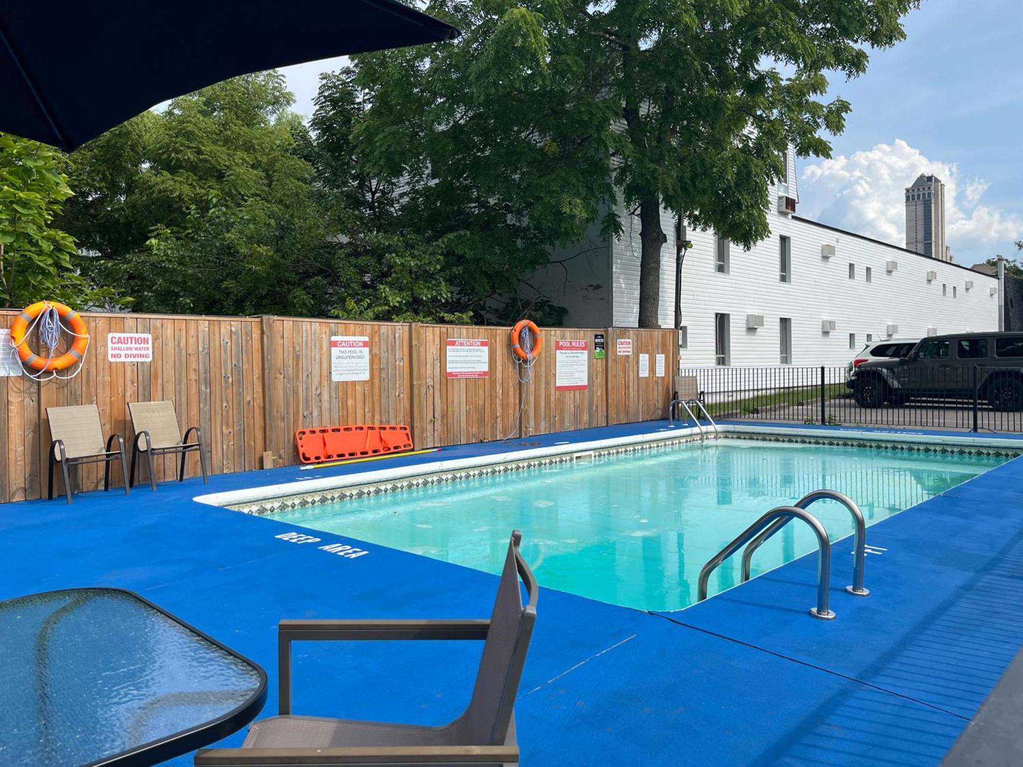 Motel 6 Niagara Falls, On Near The Falls エクステリア 写真