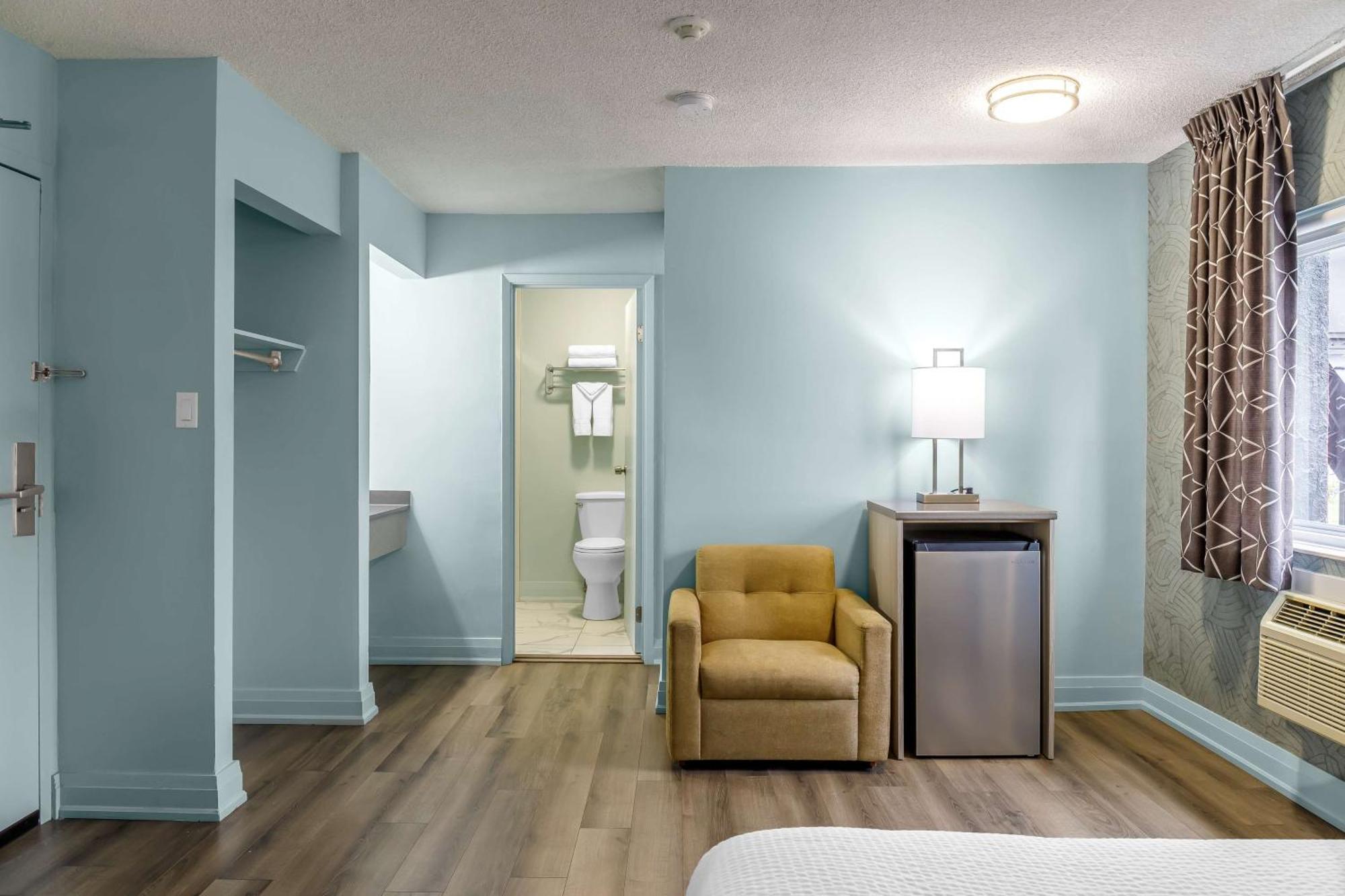 Motel 6 Niagara Falls, On Near The Falls エクステリア 写真
