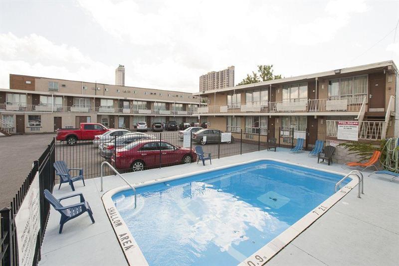 Motel 6 Niagara Falls, On Near The Falls エクステリア 写真